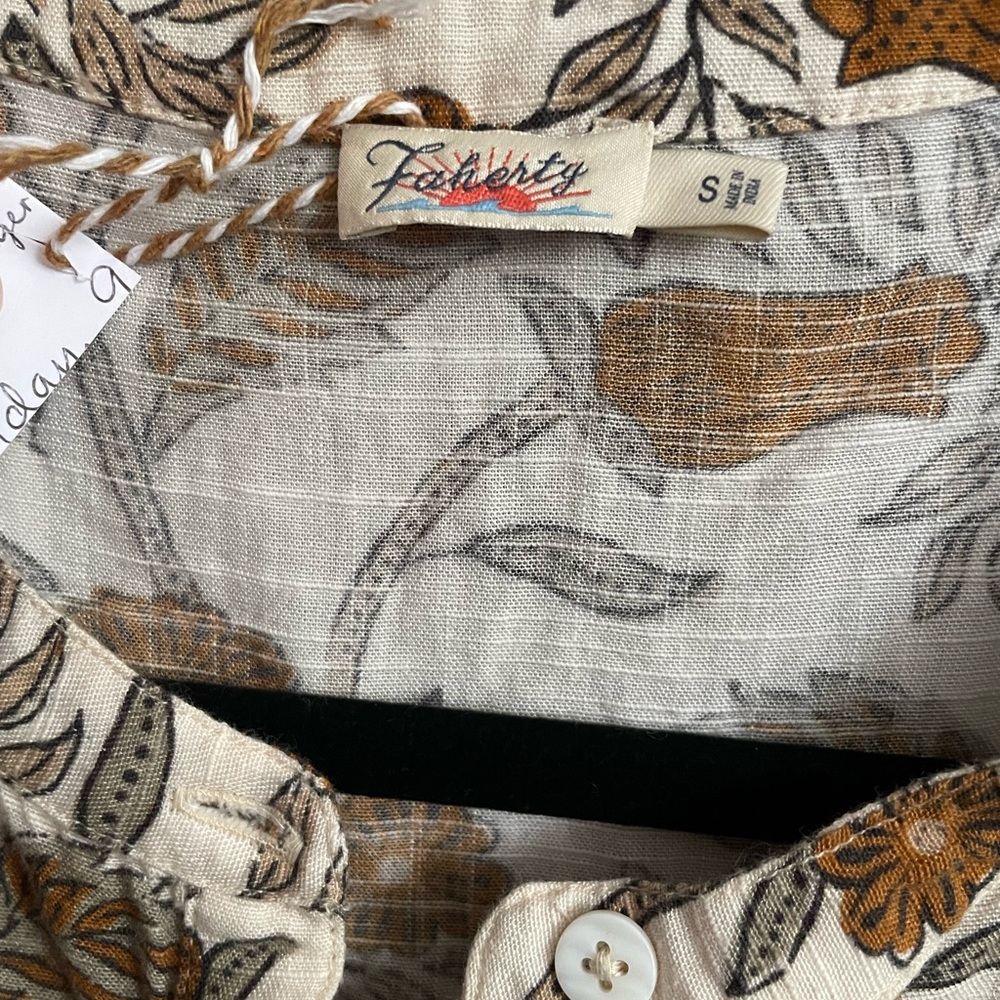 Faherty Brown Floral Button-Down Blouse - image 5